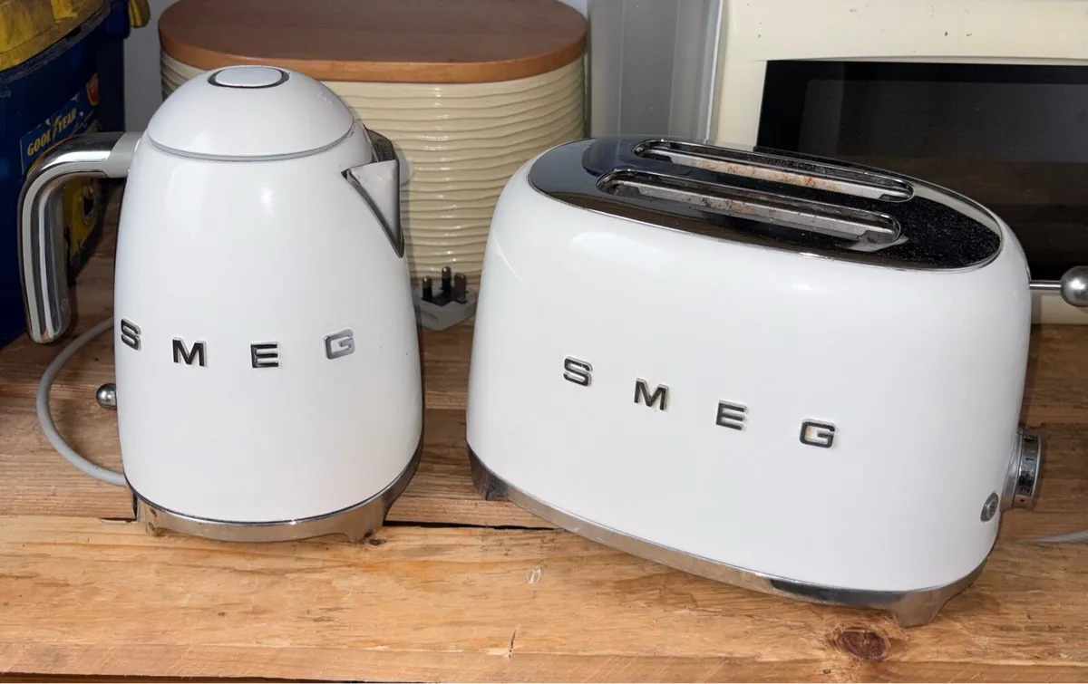 Smeg Set - Image 1