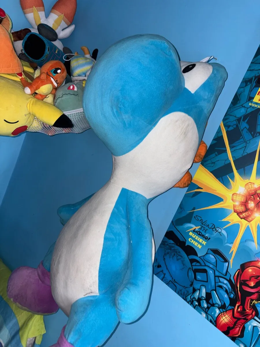 Large Super Mario Plush - Image 2