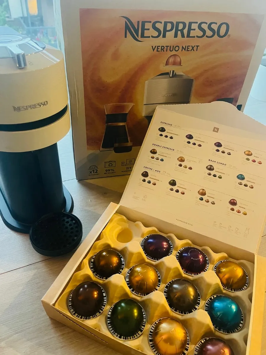☕ Nespresso Vertuo Coffee Machine + 11 Pods New - Image 4