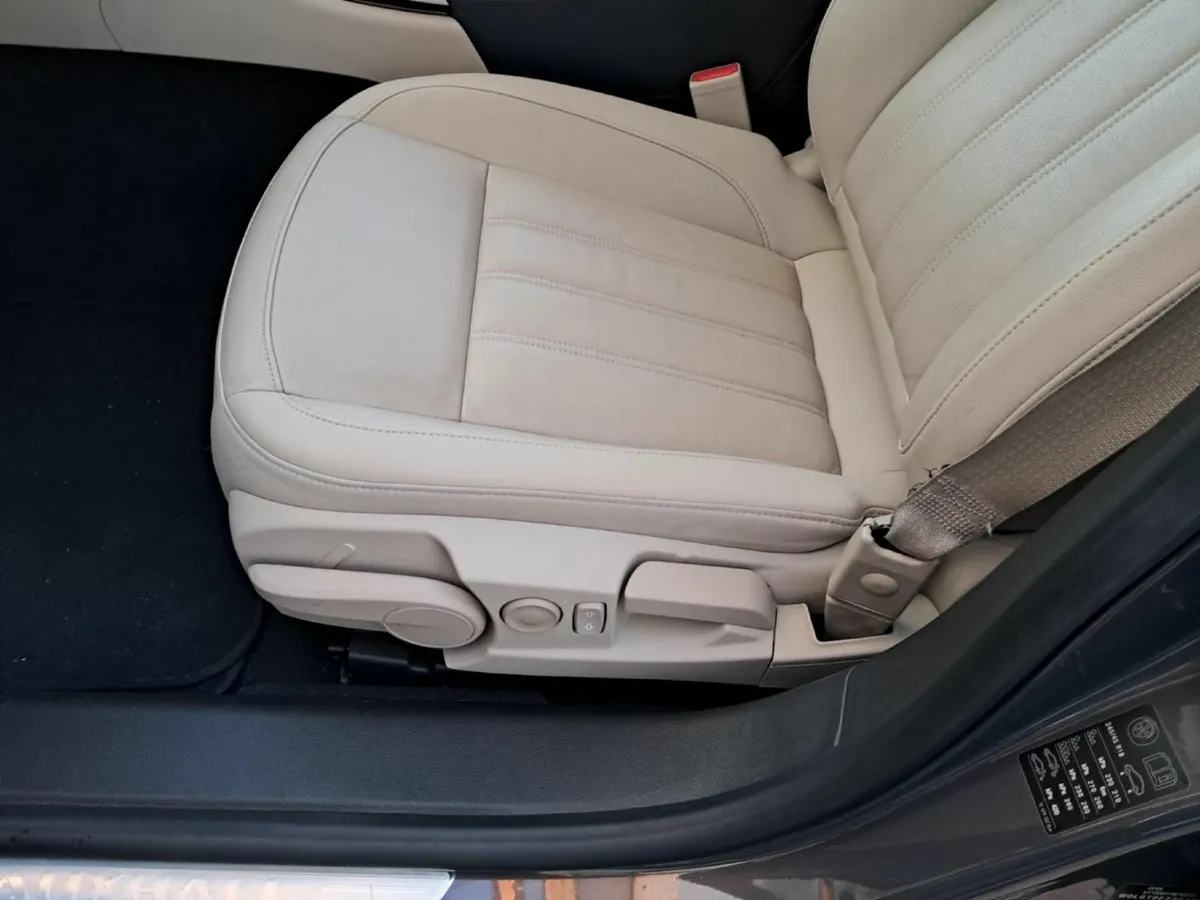 Automatic Vauxhall Insignia 2016 - Image 3