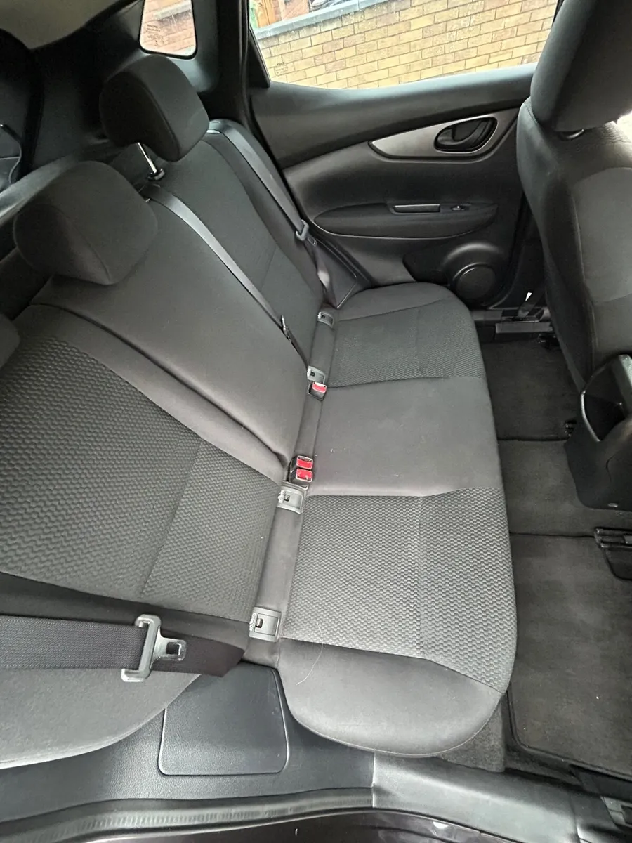 Nissan Qashqai 2017 - Image 2