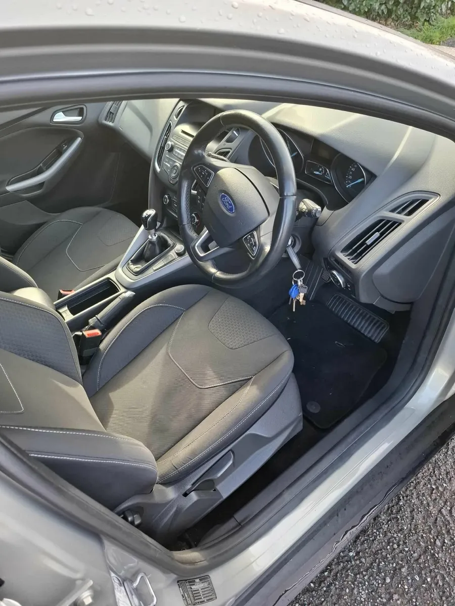 Ford Focus 2016 - Image 2