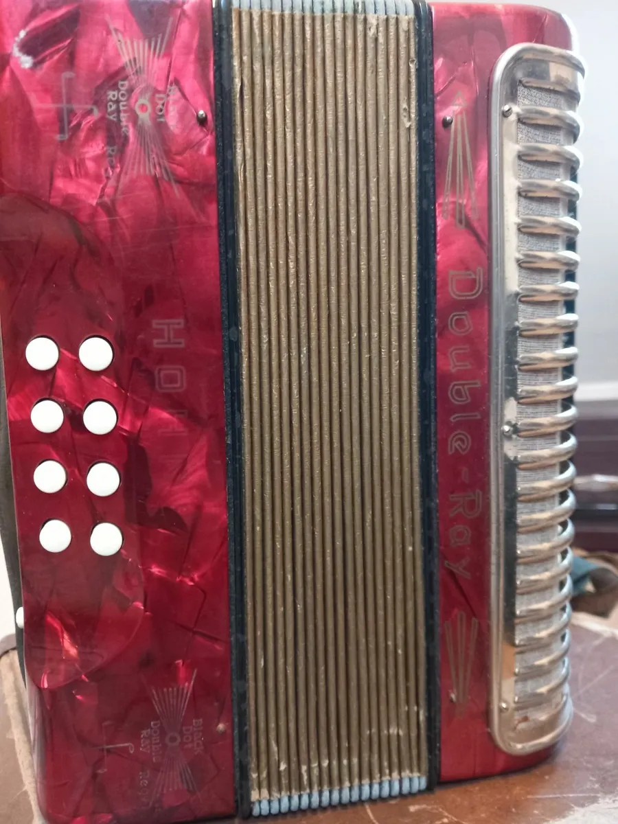 Hohner Double Ray Button Accordion - Image 4