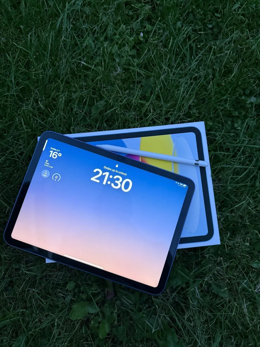 iPad - Image 1