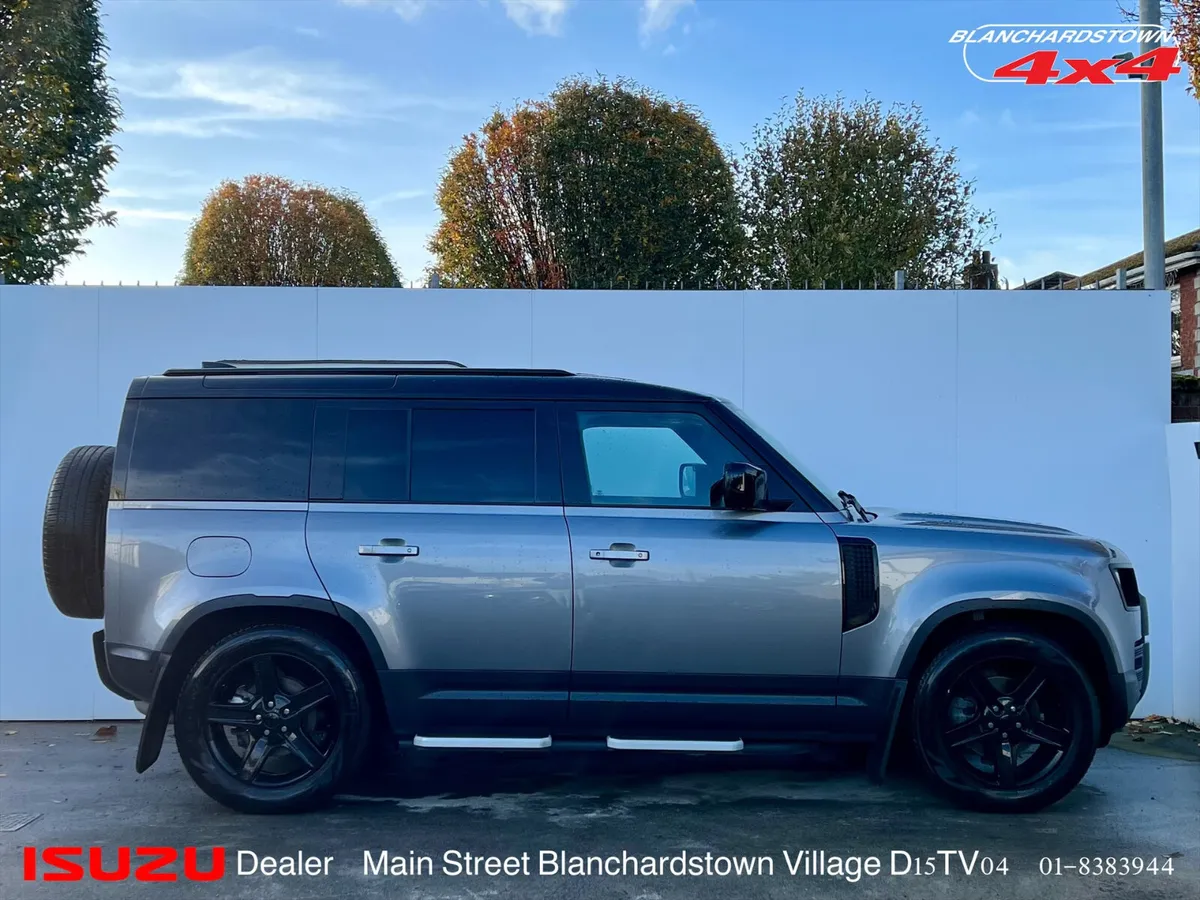 LR DEFENDER D250 TOP SPEC 3 SEAT COMMERCIAL NO VAT - Image 4