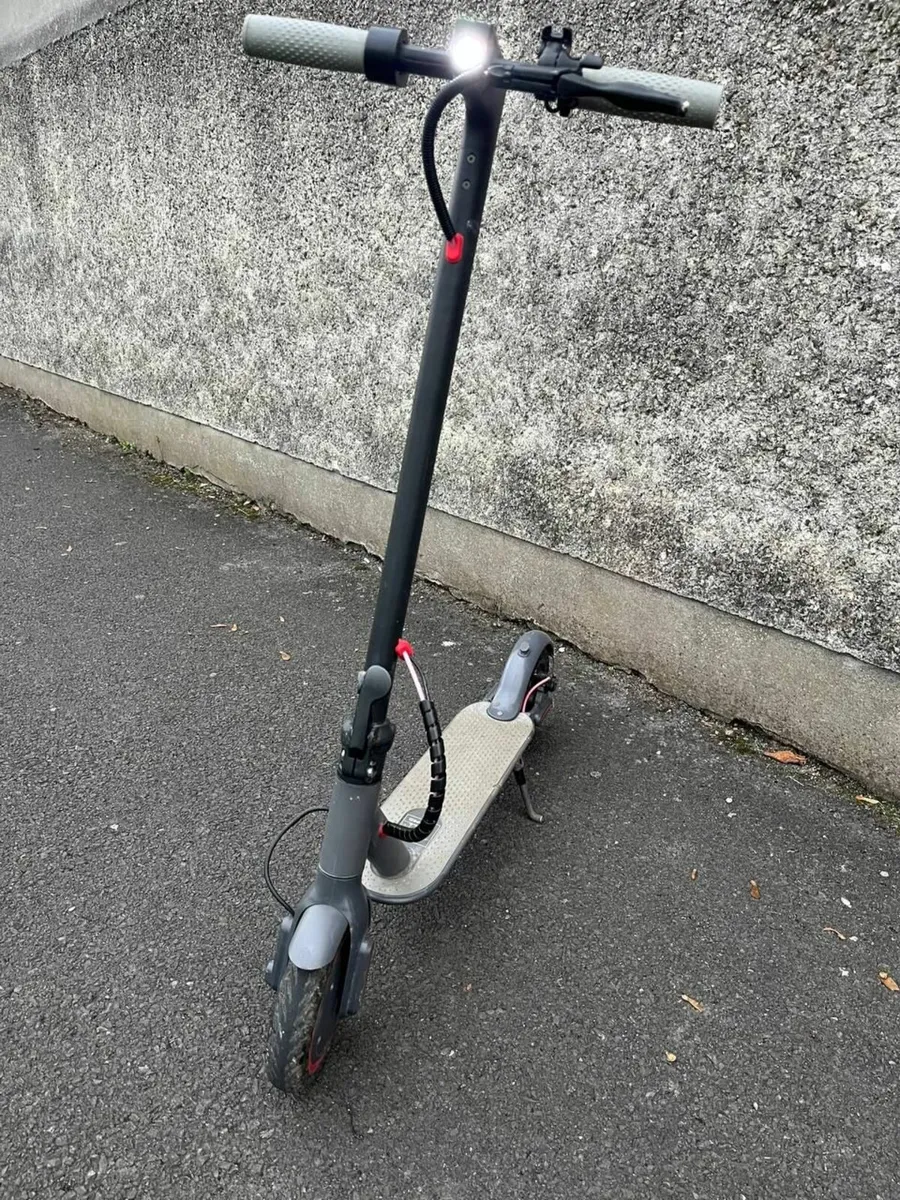 Electric scooter - Image 1