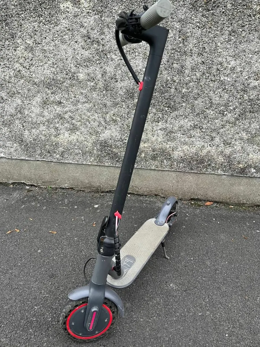 Electric scooter - Image 3