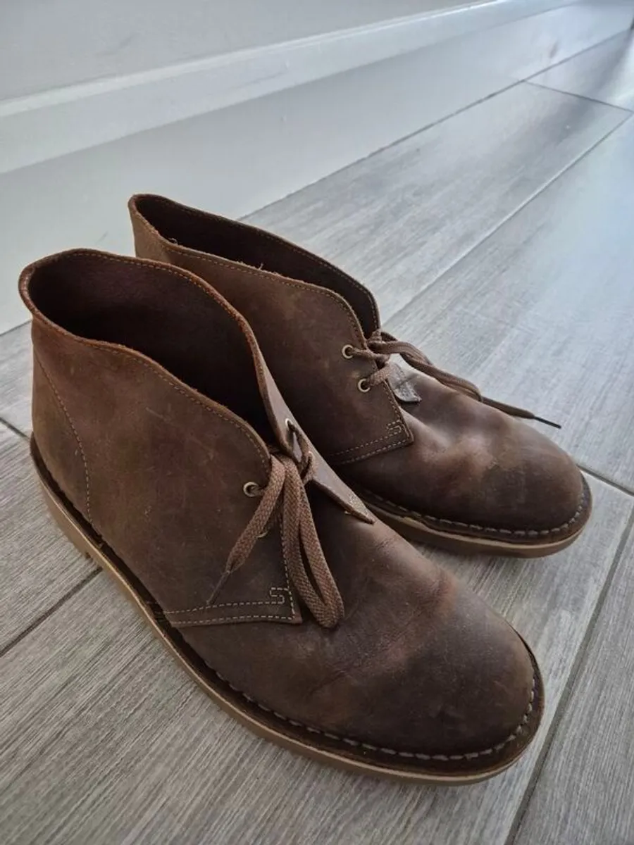 clarks desert boots size 10, worn once - Image 1