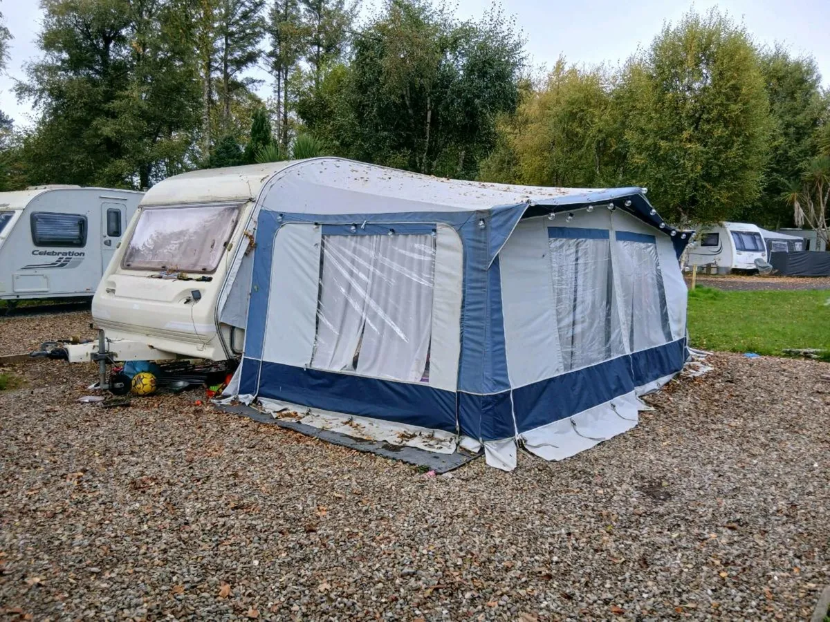 Caravan - Image 1