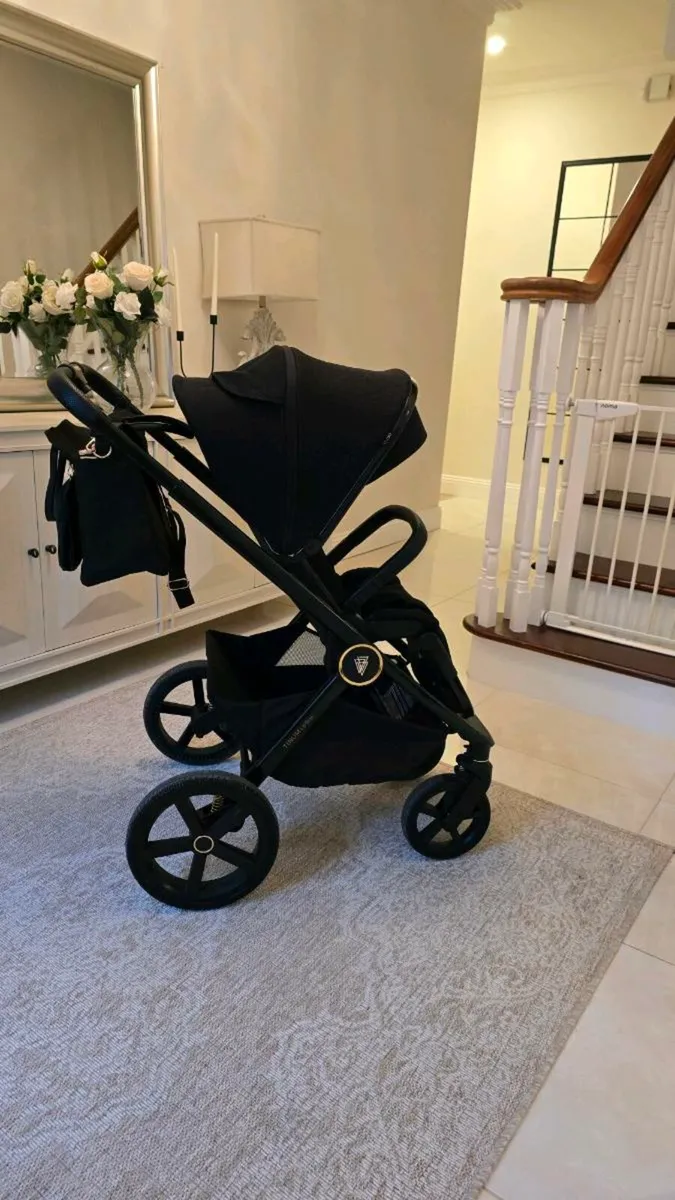 Venicci Tinium Upline stroller/buggy/travel system - Image 2