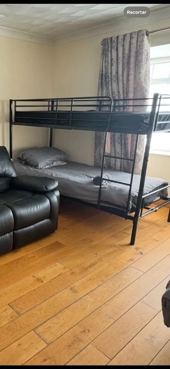 bunk bed - Image 1