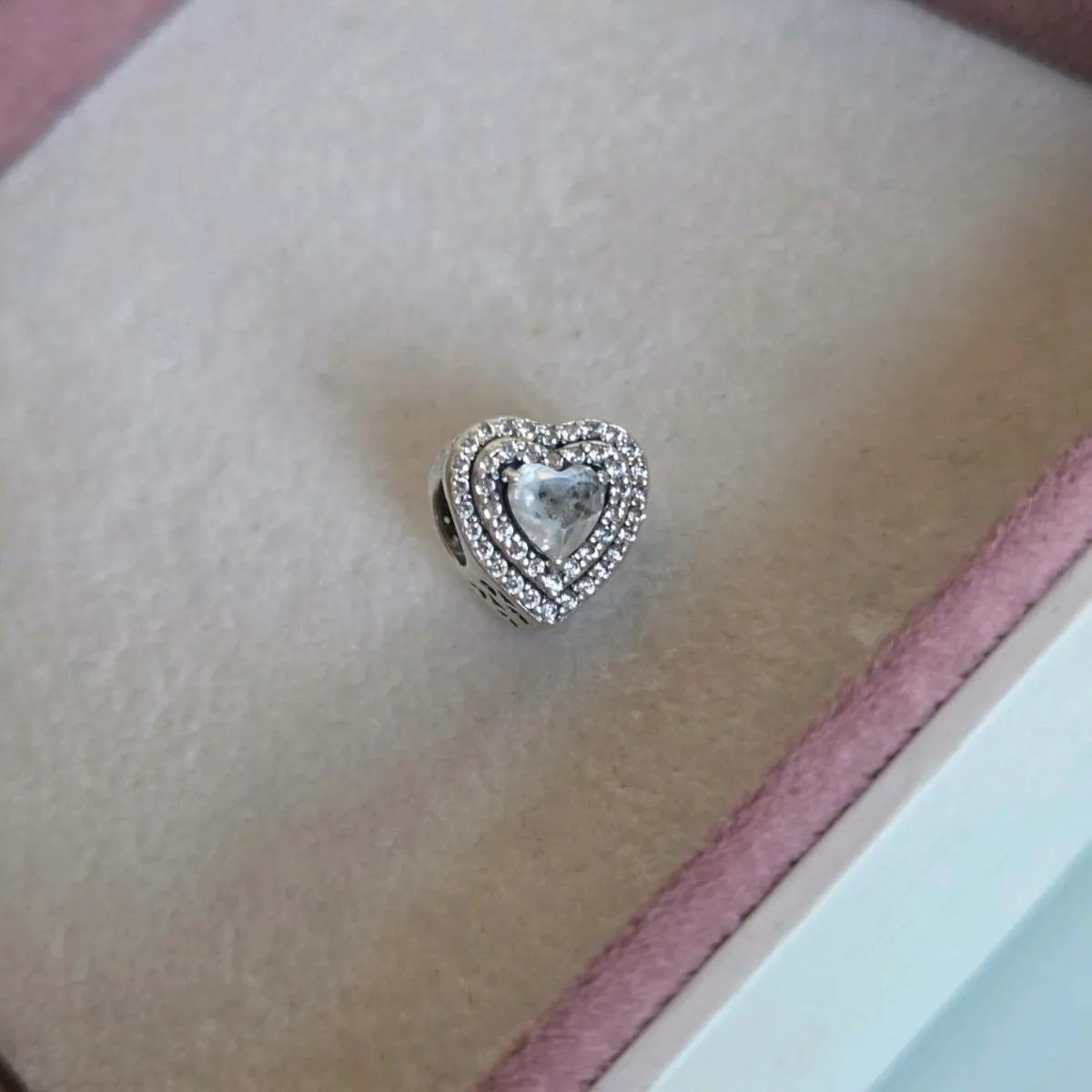 Pandora charm sparkly heart stamp in good conditio - Image 1