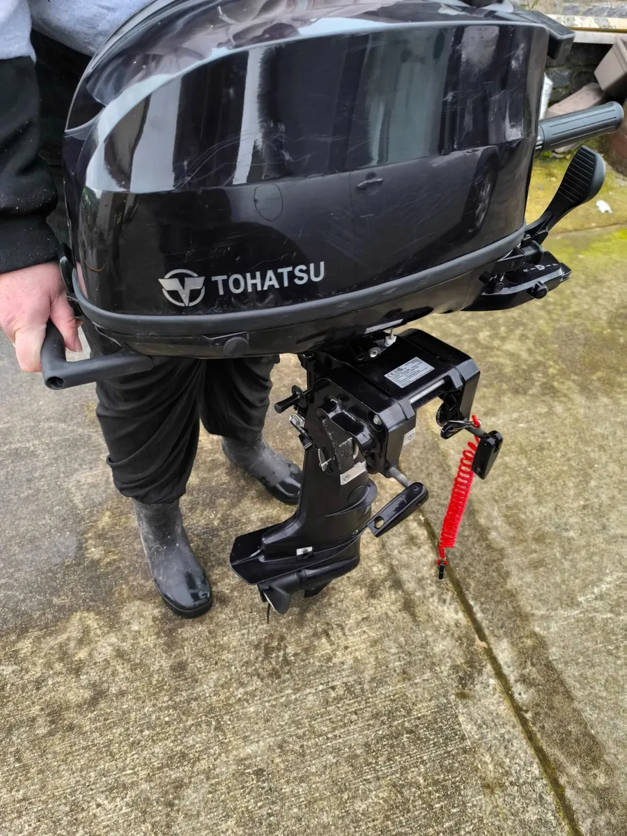 6hp Tohatsu outboard engine - Image 2