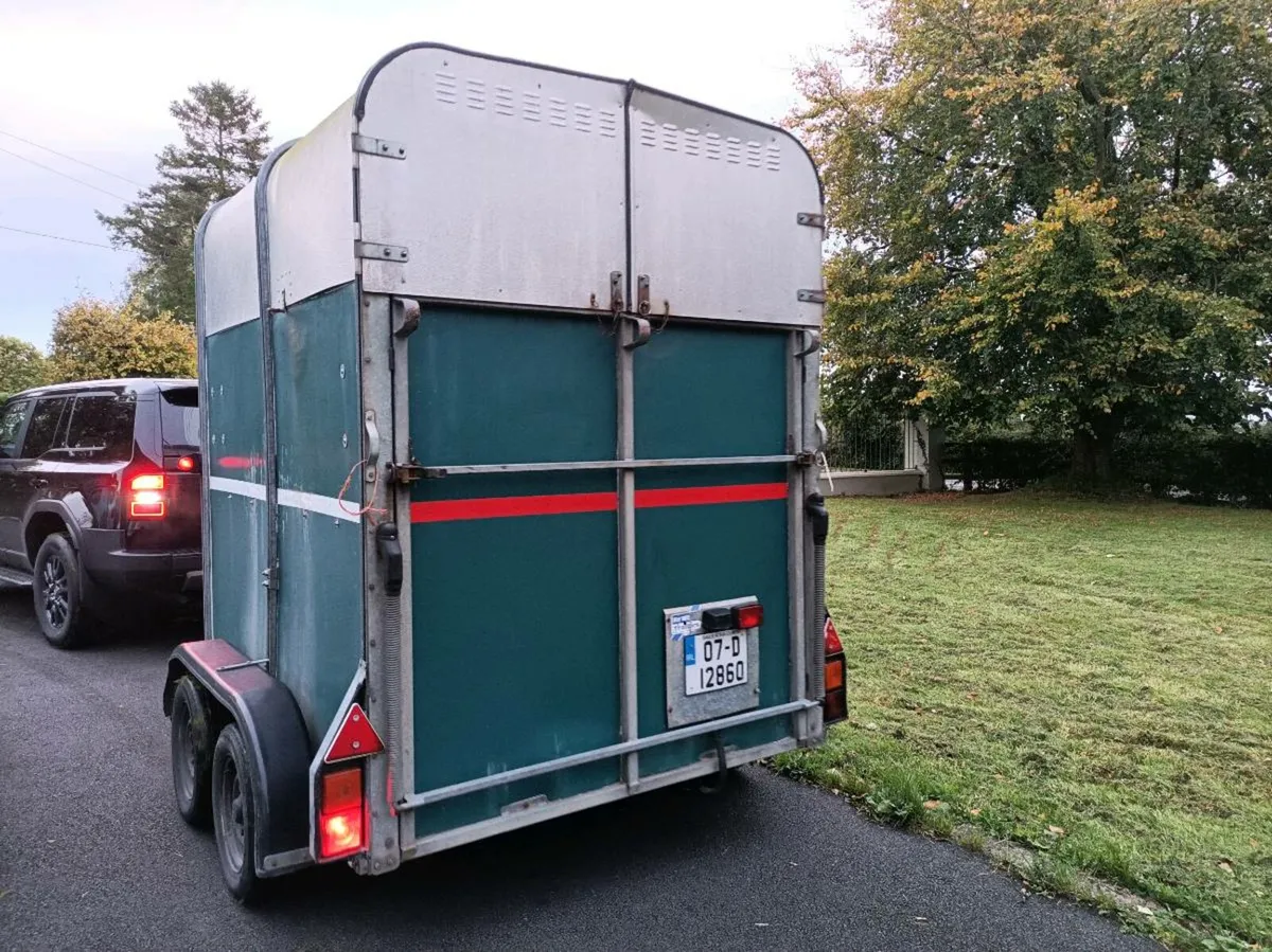 Ifor Williams horse box - Image 4