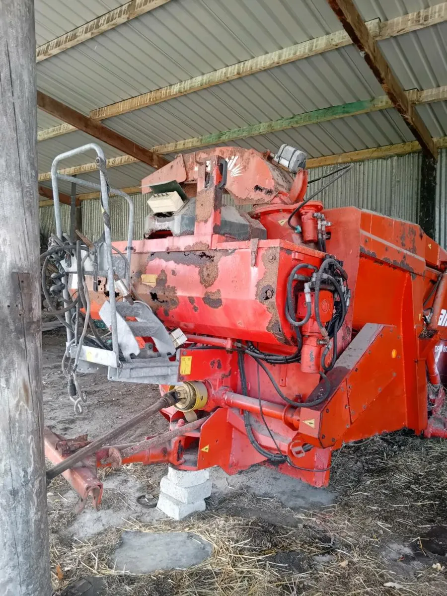 Jeantil Feeder - Image 3