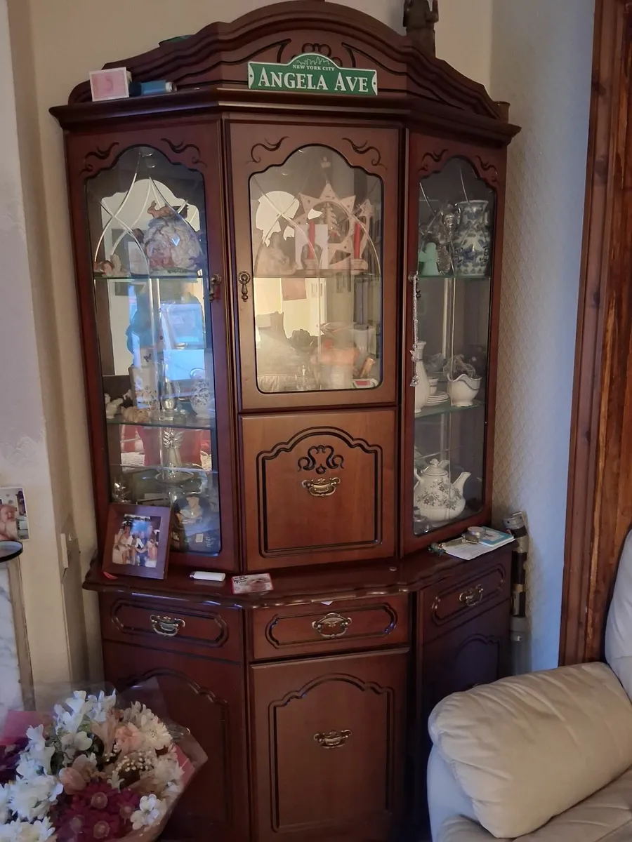 Furniture - Image 4