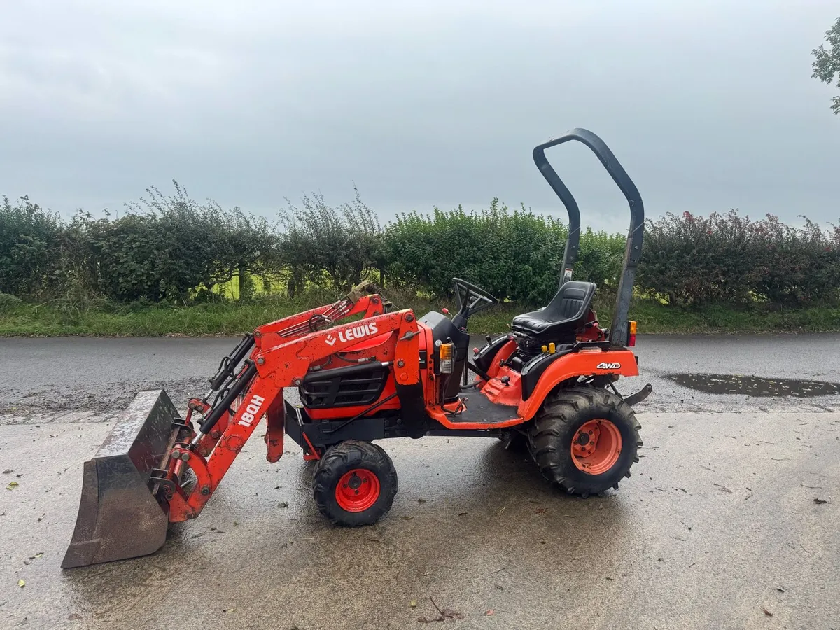 Kubota Compact Tractor with Front loader - Image 1