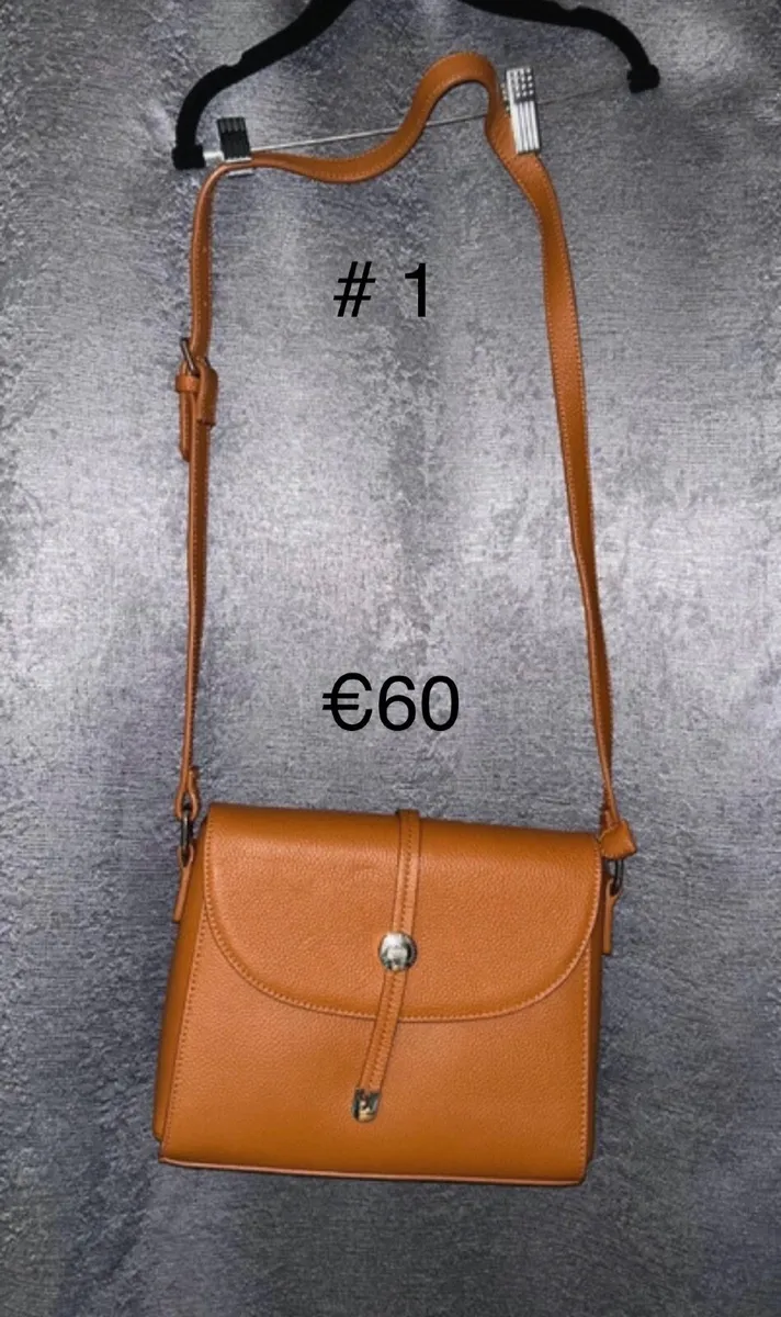 Assortment of handbags Individually priced on phot - Image 3