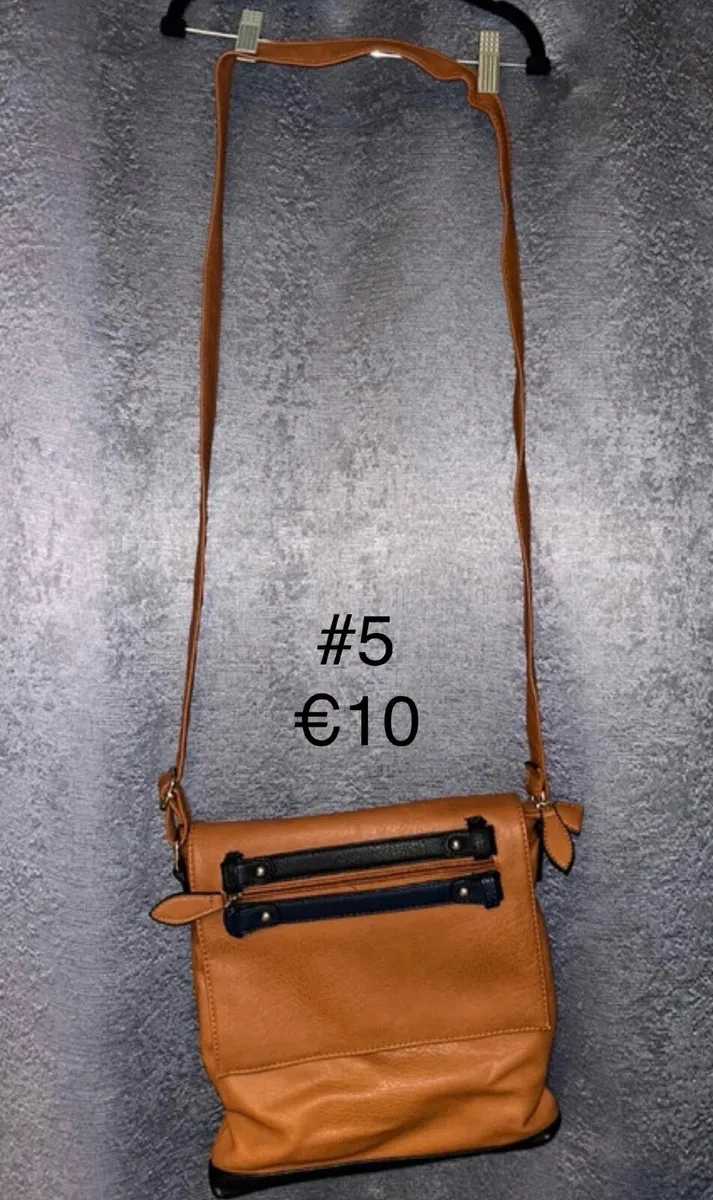 Assortment of handbags Individually priced on phot - Image 3