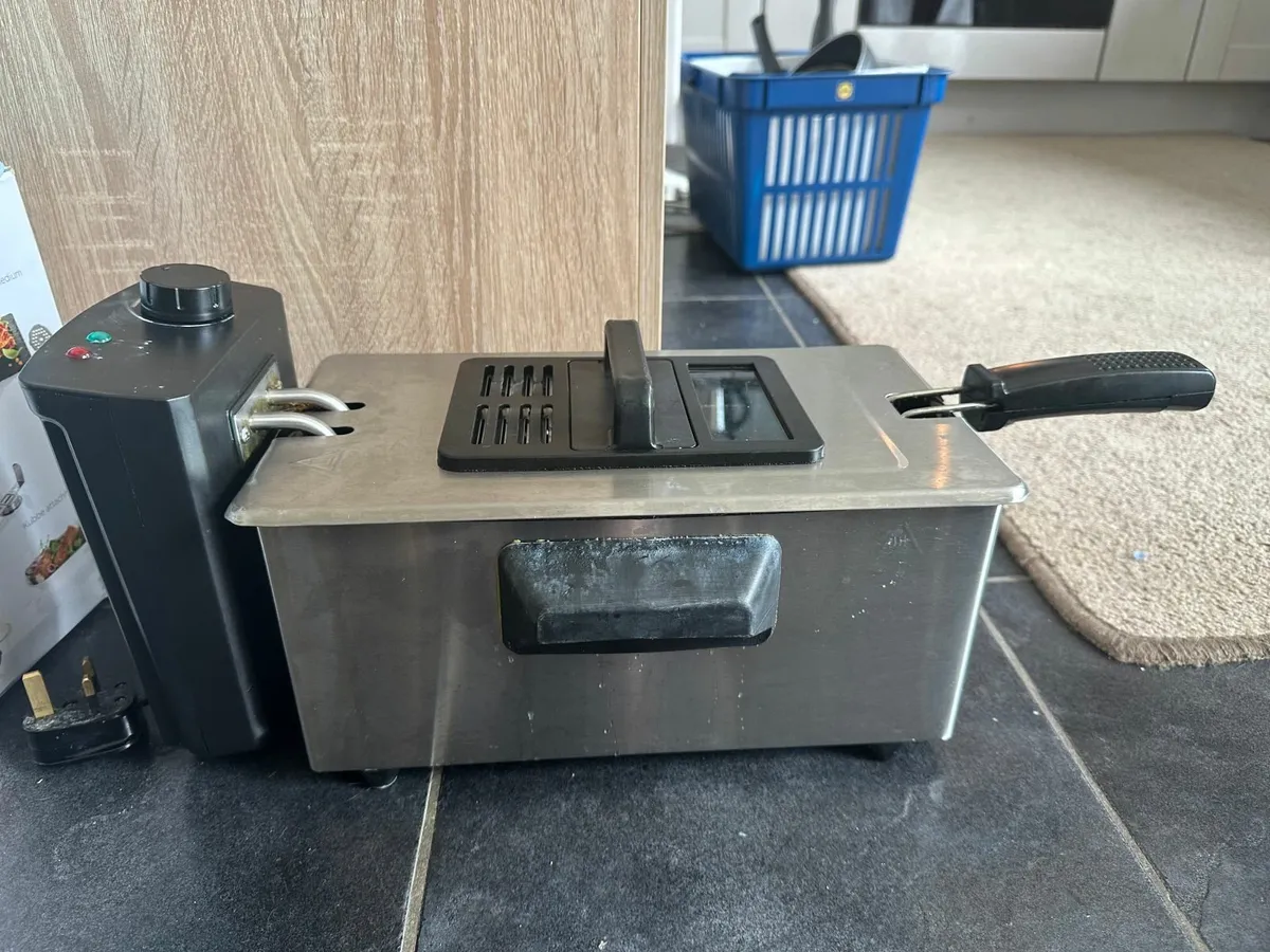 Deep Fryer - Image 1
