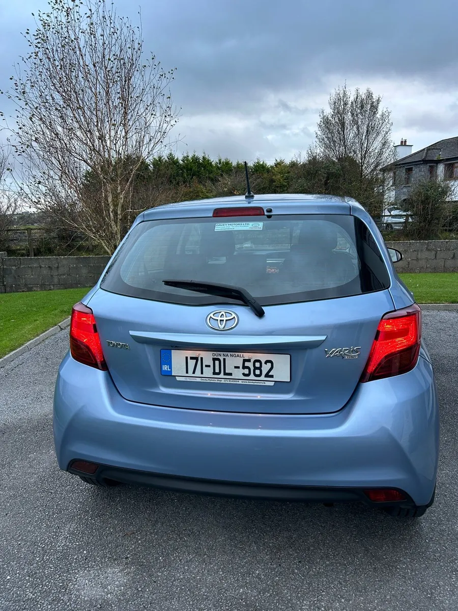 Toyota Yaris - Image 2