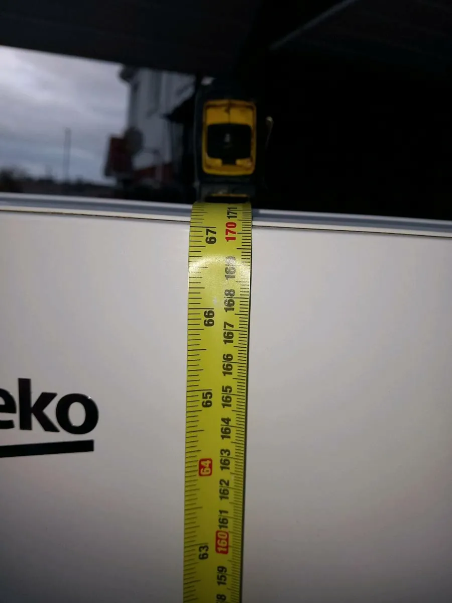 Beko fridge/freezer - Image 3