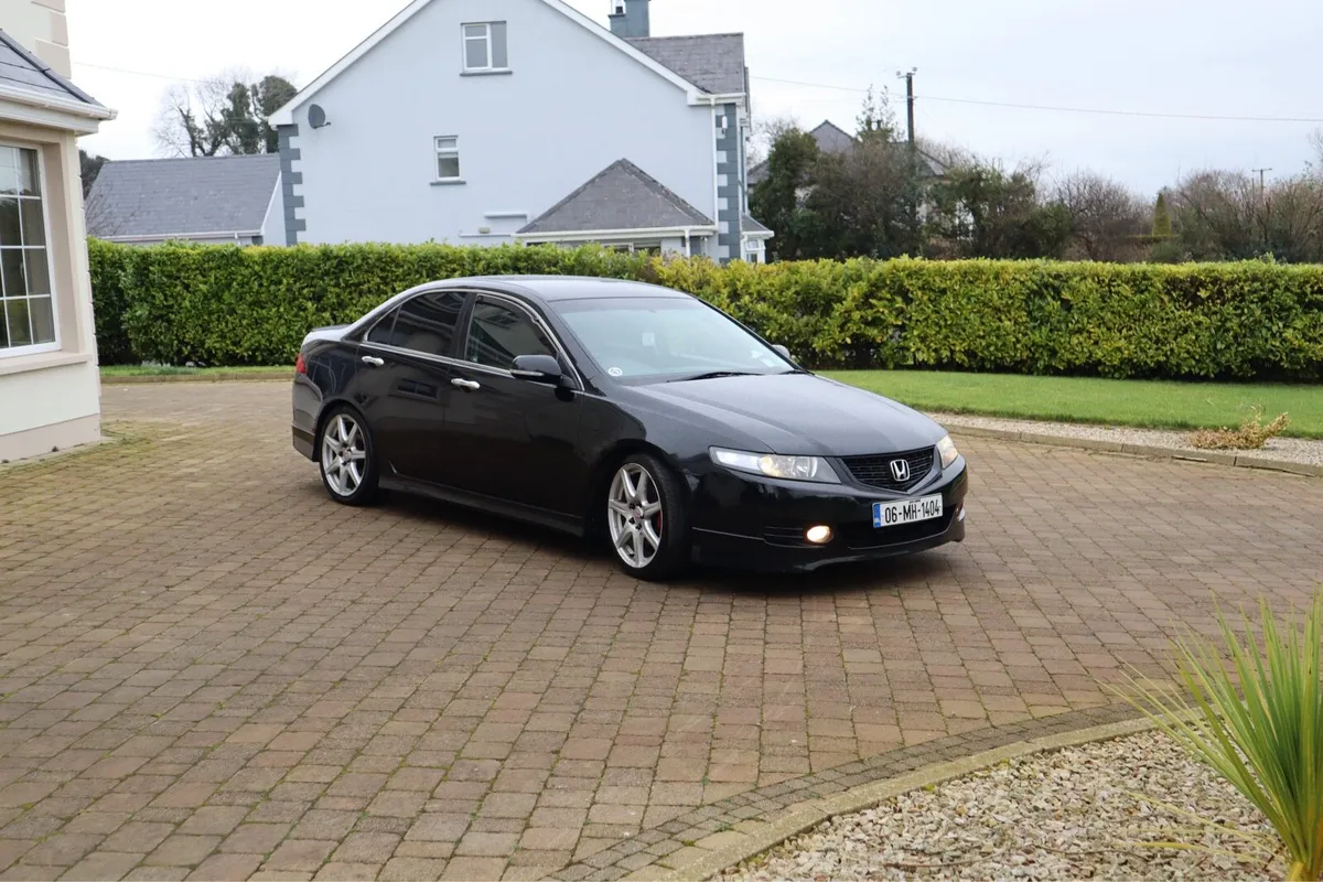 Honda Accord Type-S - Image 2