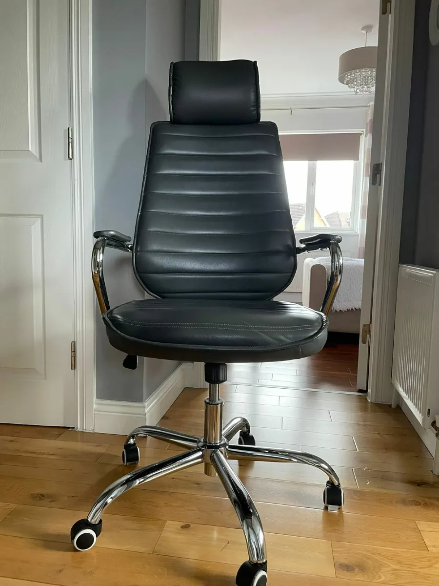 office chair - Image 1