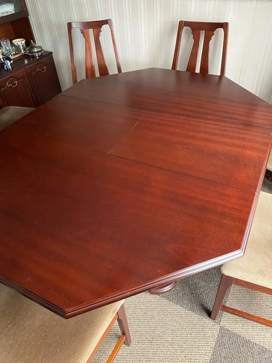 Dinning Room Table & Chairs - Image 2