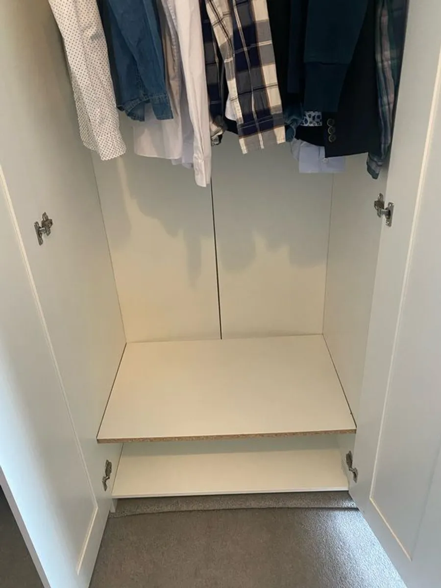 wardrobe - Image 4