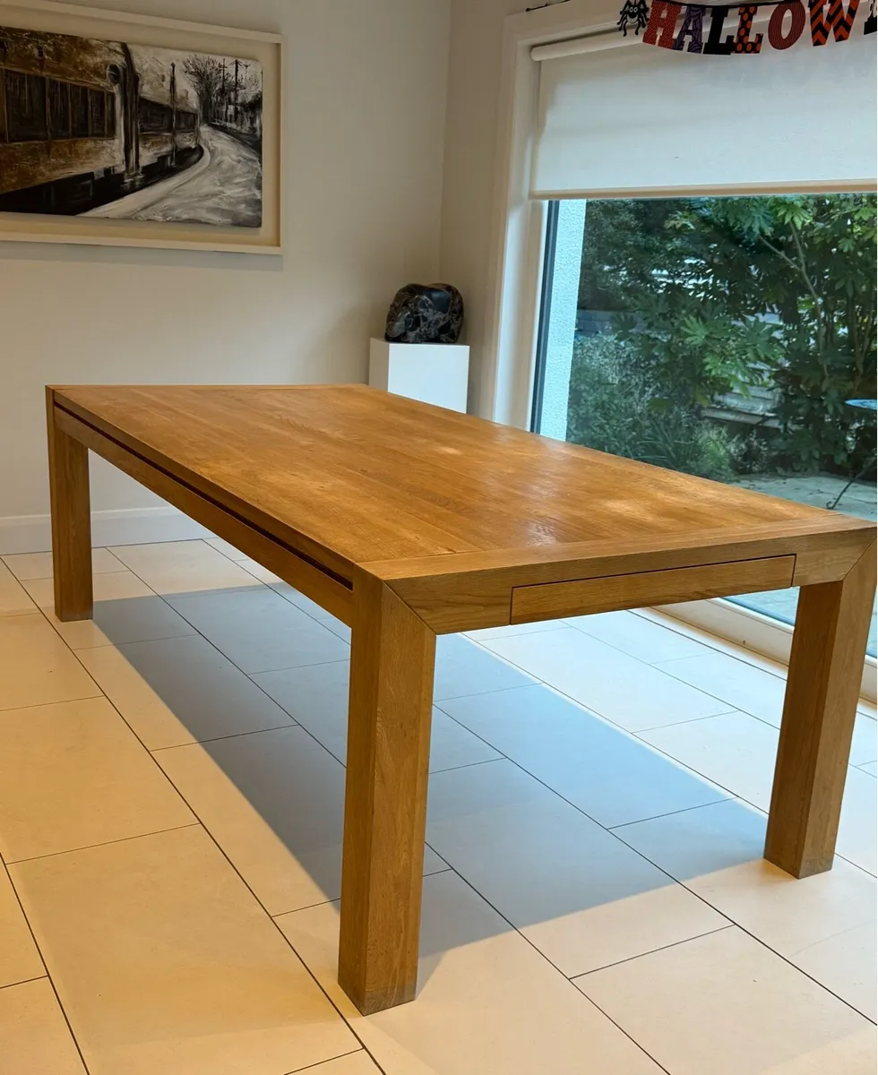 Dining room table - Image 2