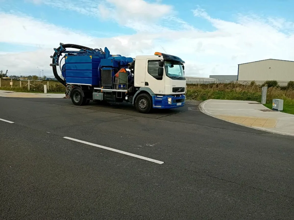 2008 Volvo FL 280 JET/VAC Unit - Image 3