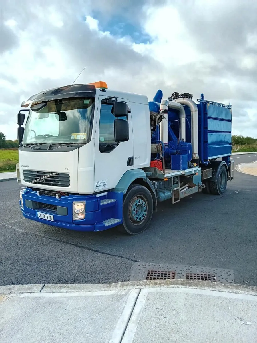 2008 Volvo FL 280 JET/VAC Unit - Image 4