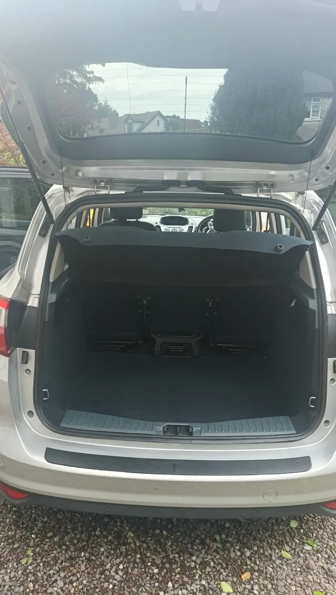 Ford C-Max 2011 - Image 4