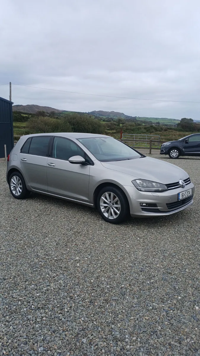 2016 Volkswagen Golf 1.2 Auto Lounge Edition. - Image 1