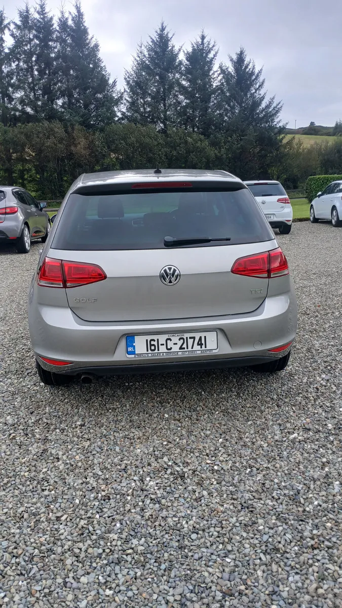 2016 Volkswagen Golf 1.2 Auto Lounge Edition. - Image 3
