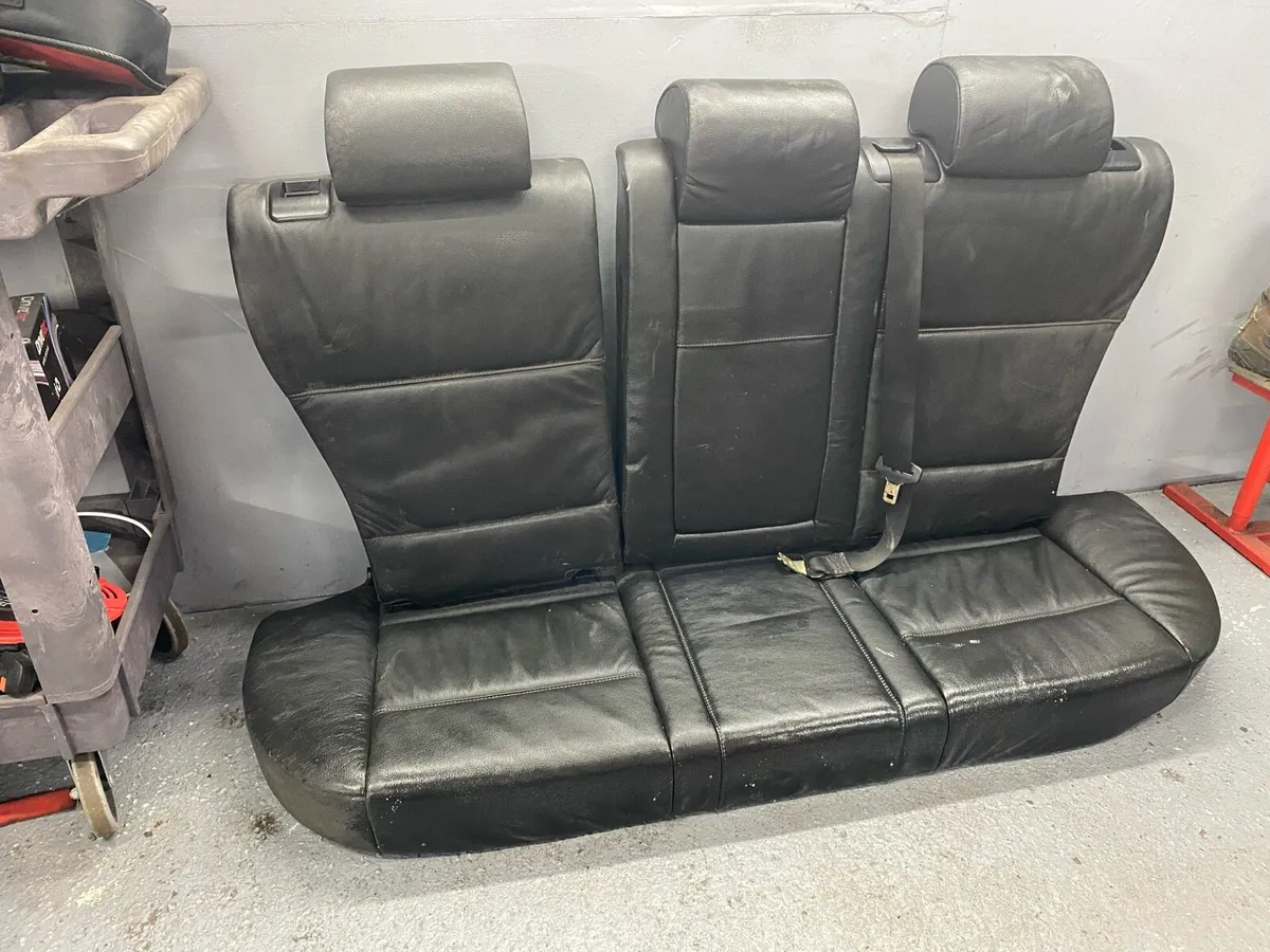 E53 x5 rear seats - Image 1