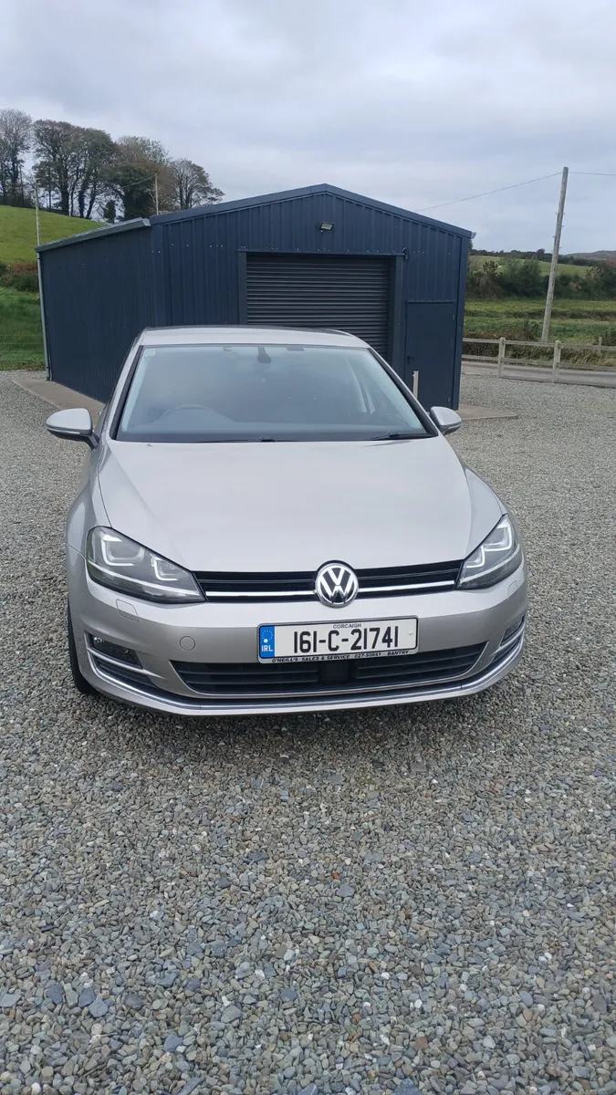 2016 Volkswagen Golf 1.2 Auto Lounge Edition. - Image 4