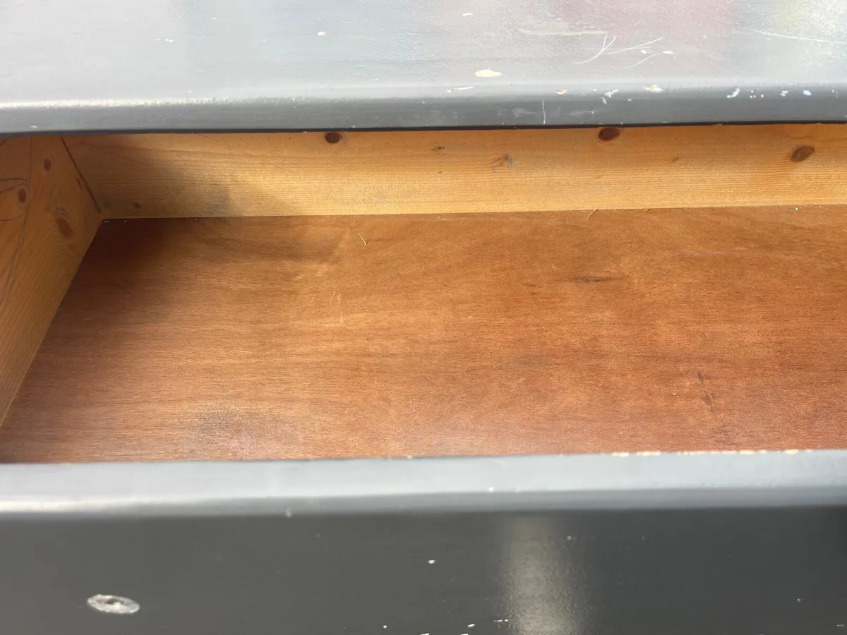 Chest of drawers - Image 3