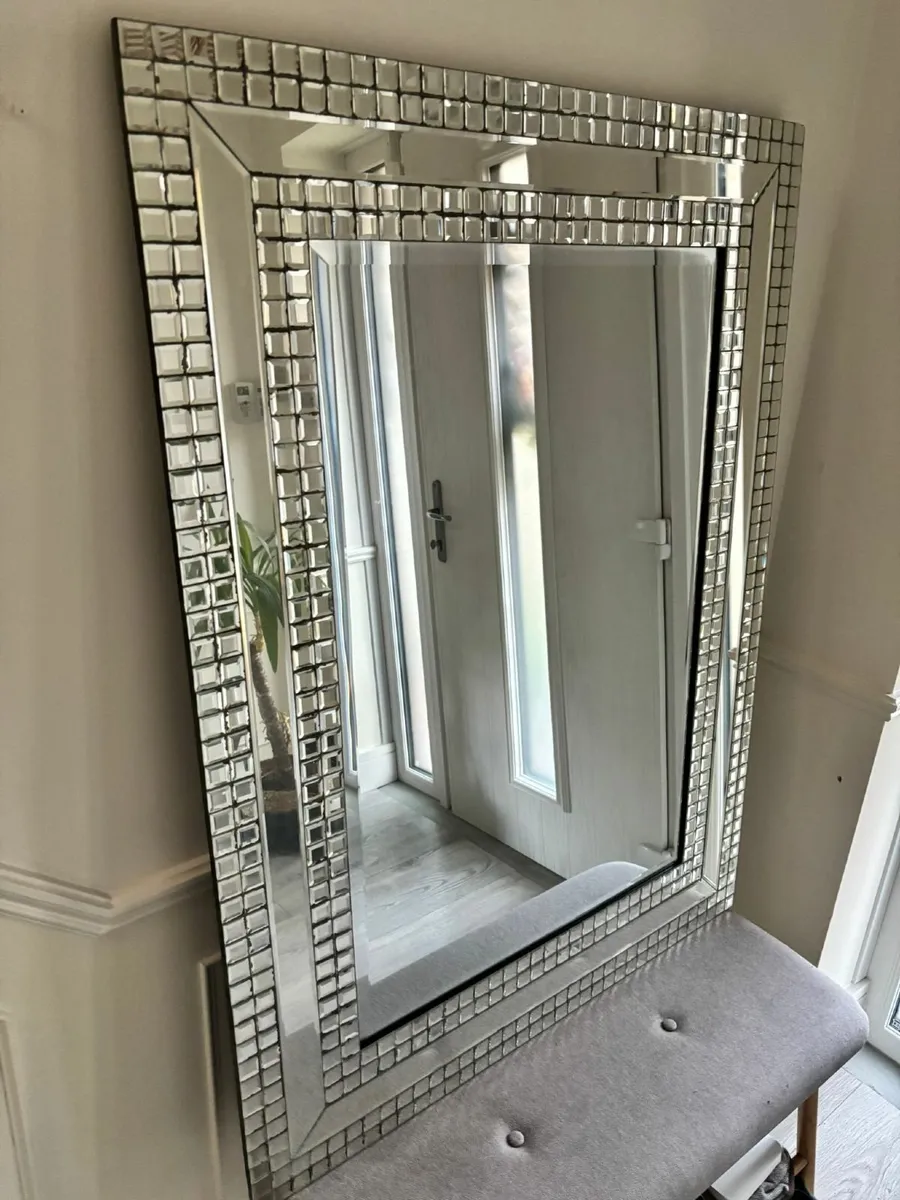 Mirror - Image 1