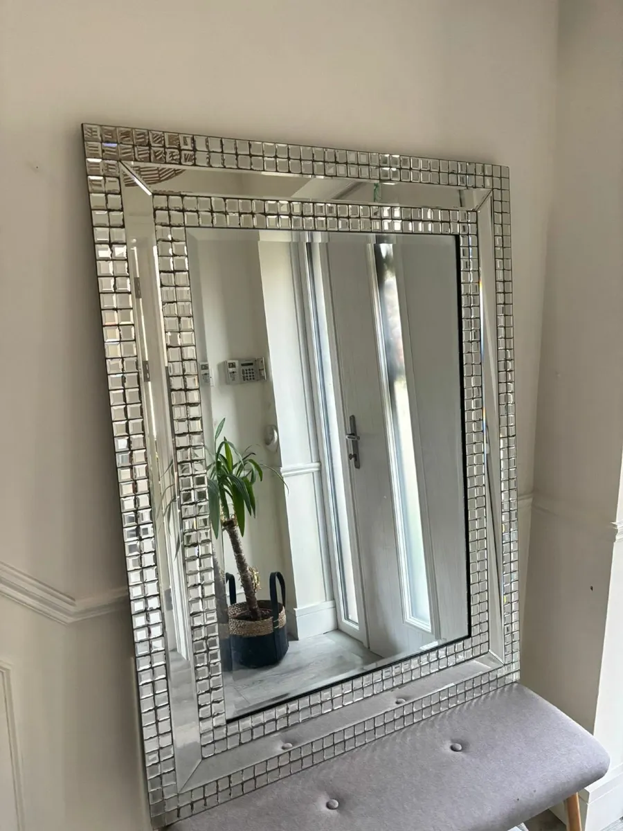 Mirror - Image 2