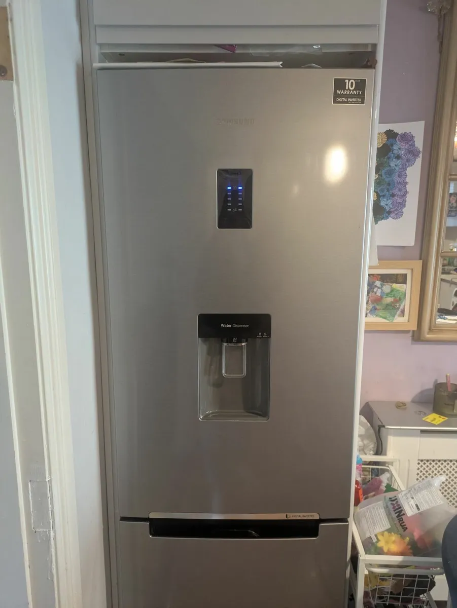 Samsung fridge freezer - Image 4