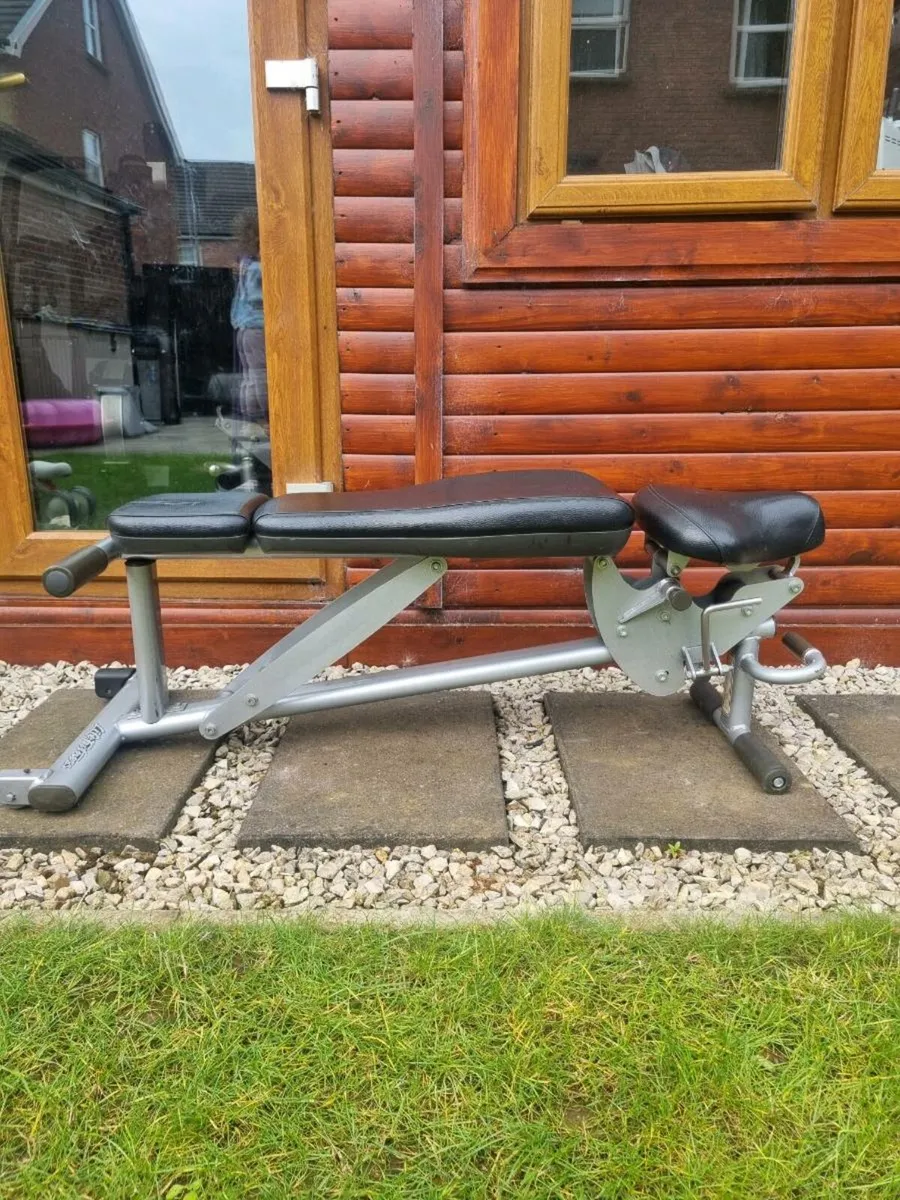 Commercial gym equipment - weights bench - Image 4