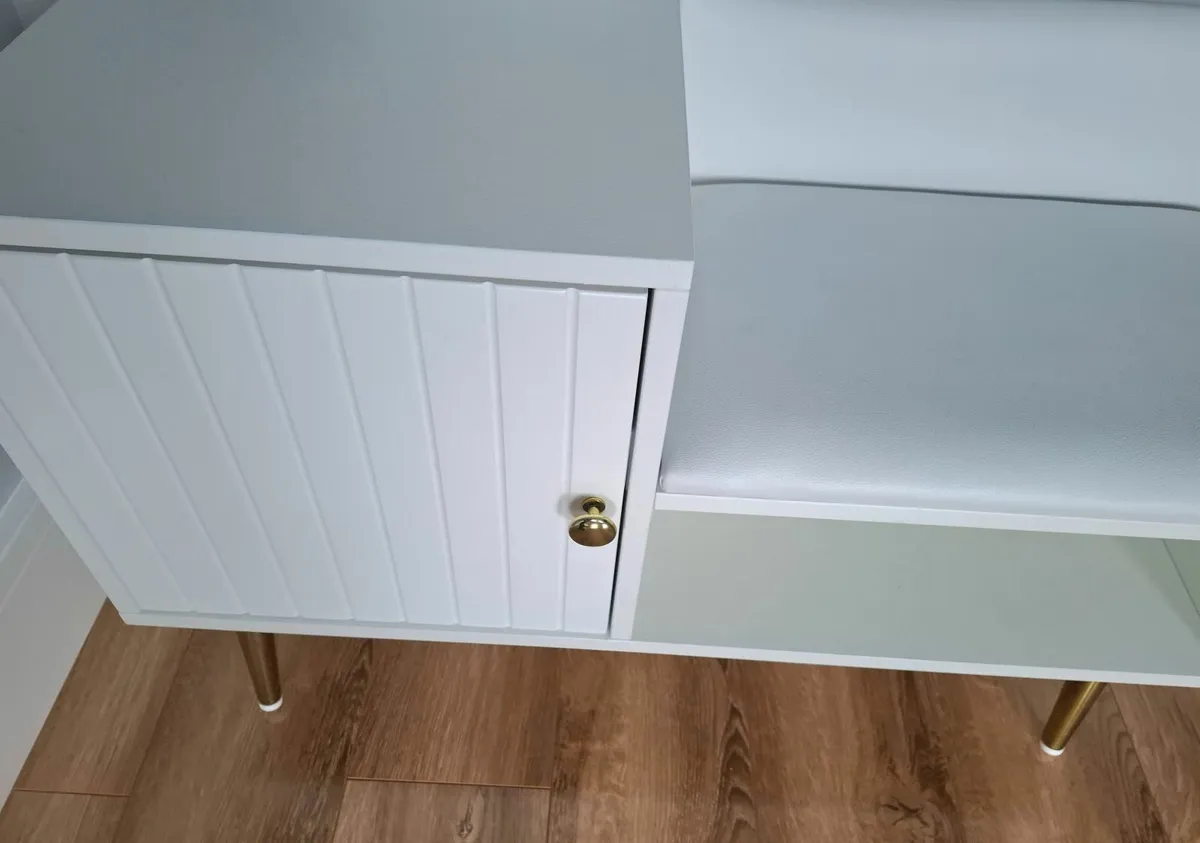Hallway Storage Unit with Seat - Image 4