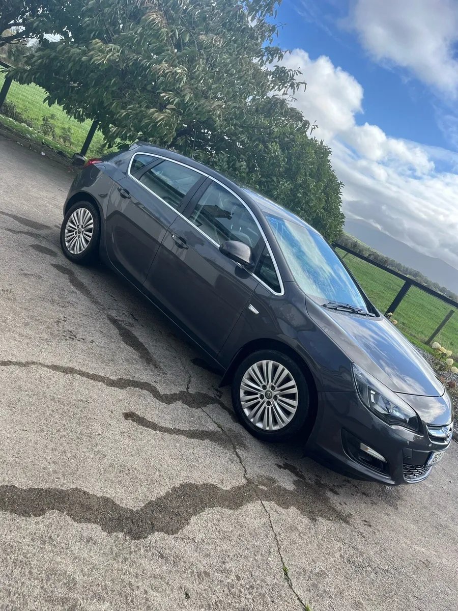 2015 Opel Astra 1.6 Diesel - Image 2
