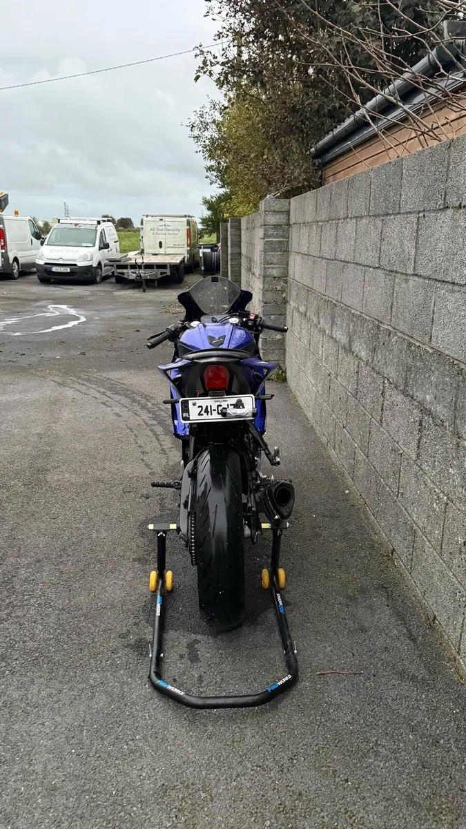 Yamaha R125 2024 - Image 3