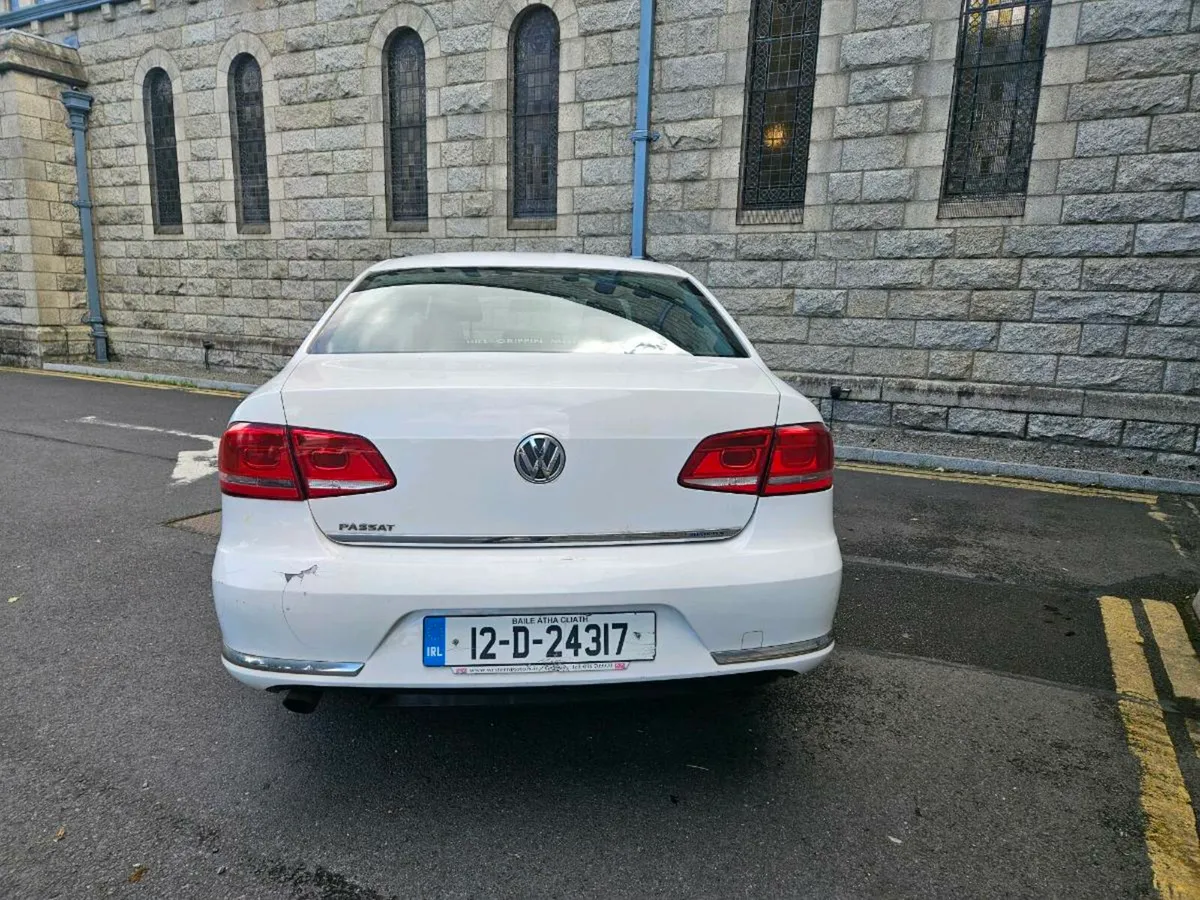 2012 VW Passat Automatic - Image 2