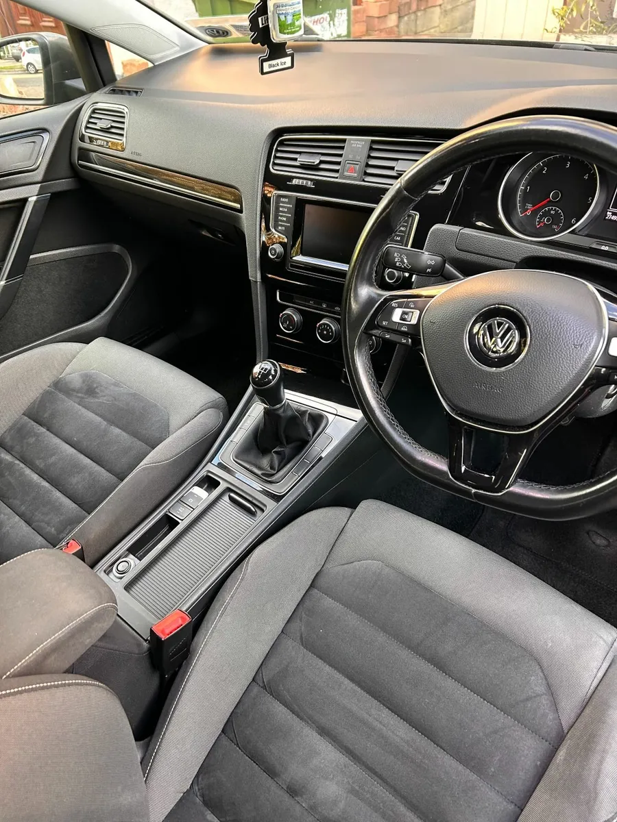 Volkswagen Golf 2014 - Image 4