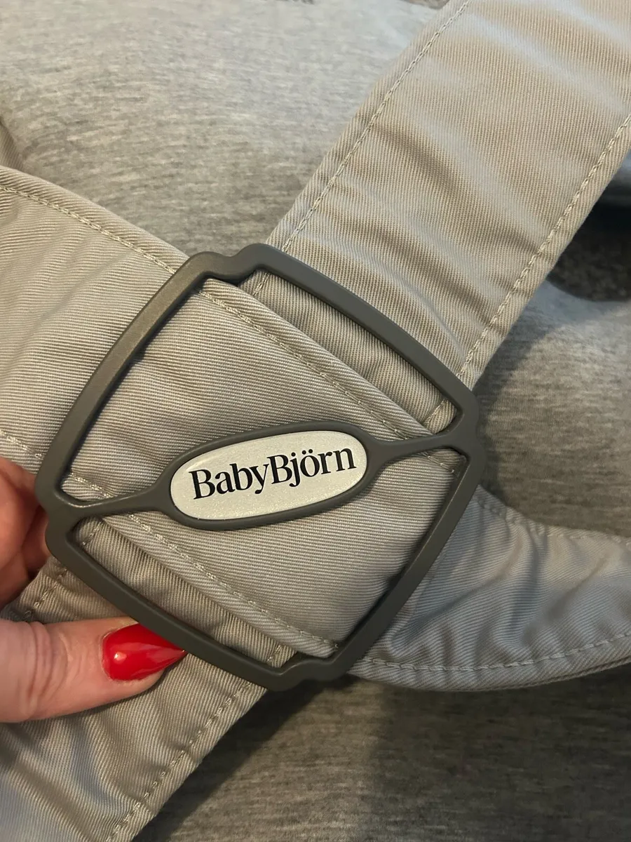 Babybjorn baby carrier - Image 2