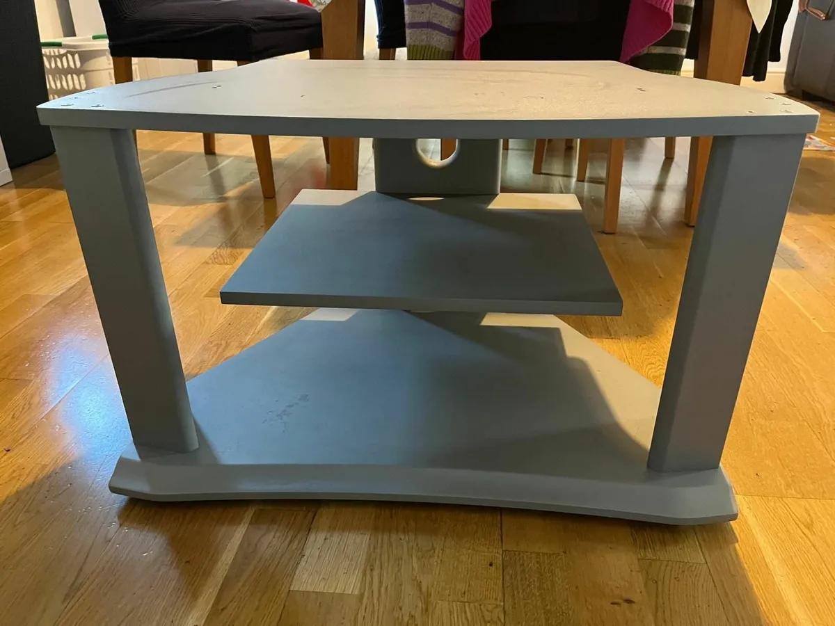 Free TV Stand - Image 4